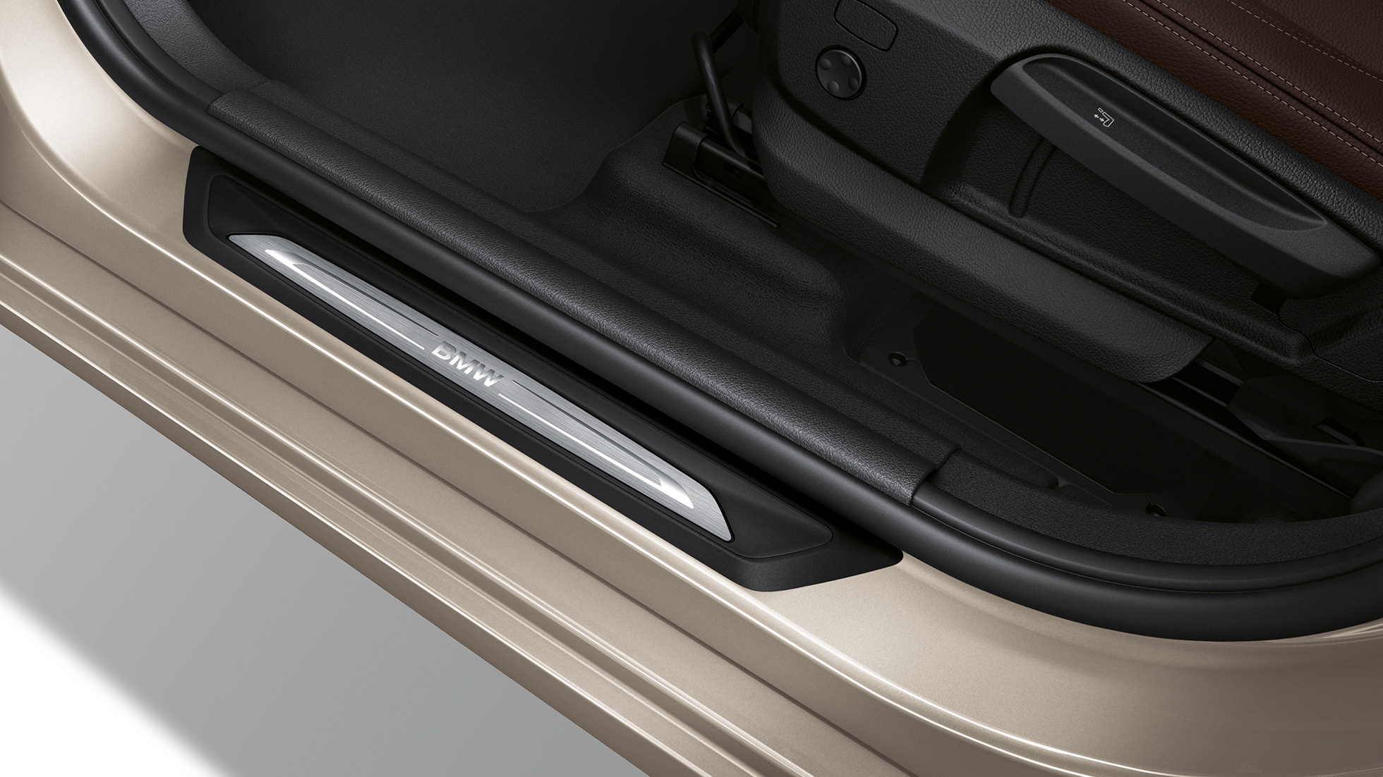 Door sill finishers BMW 2 Series Active Tourer Model Luxury Line 225i xDrive F45 2018 Jucaro Beige metallic