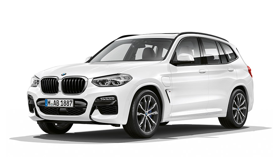 BMW X Series BMW X3 plug-in hybrid G01 three-quarter side view